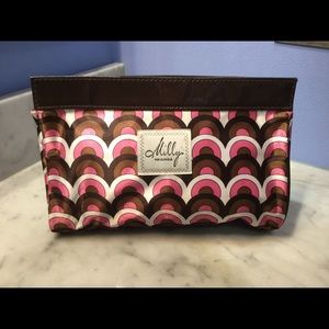 🌸Clinique Pretty Makeup/Toiletries Bag🌸